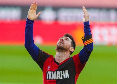 Además, el acuerdo anunciado este miércoles por laliga con el fondo. Messi y el conmovedor homenaje de un astro a otro que pasó a la inmortalidad