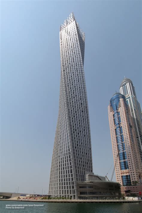 Cayan Tower Infinity Tower Dubai 杜拜 卡延塔無限塔