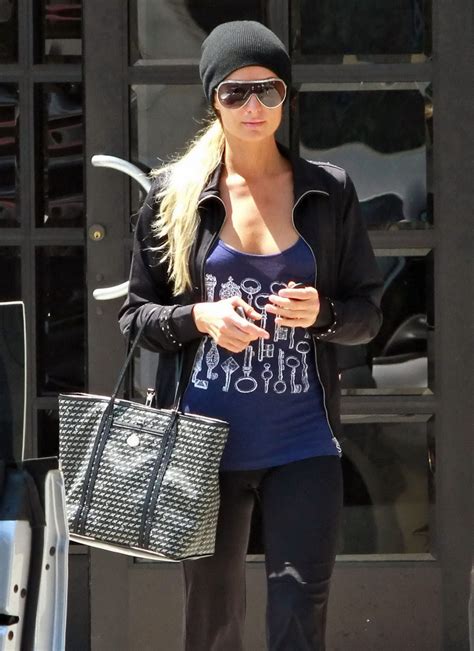 Paris Hilton Braless Wearing A Slightly See Through Tank Top In Beverly Hills Porn Pictures Xxx