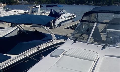 32 Bayliner Avanti For Up To 12 People Getmyboat