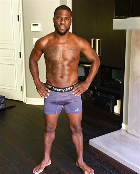Kevin Hart Shows Off Buff Bod In His Underwear Welcome To Naijametronews