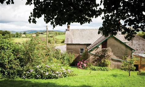From cosy cottages to contemporary lake shore bolt holes. All Lake District Cottages | Book Online with Lakelovers ...