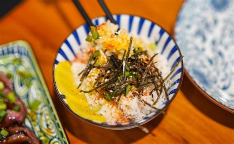 With the sudden change of weather these few days, my body has been feeling cold constantly and i need something to warm me up. Koro Koro Cafe