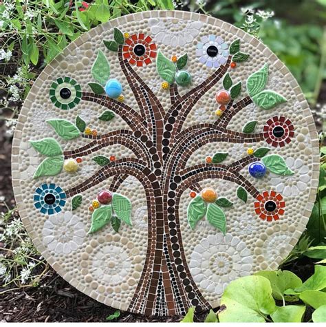 Pin By Lora Weinstock On Mosaic Trees Mosaic Mosaic Tiles Tile Art