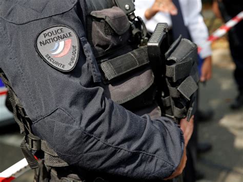 Michel fourniret, né le à sedan (ardennes), est un violeur, pédocriminel et tueur en série français auteur de crimes commis principalement sur des jeunes filles en france et en belgique. Le procès d'un crime "hors-série" du couple Fourniret ...