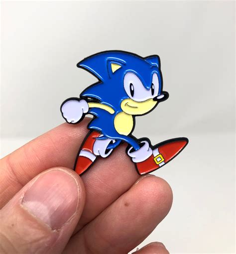 Sonic The Hedgehog Sonic Enamel Pin And Magnet Classic Sega Game Enamel
