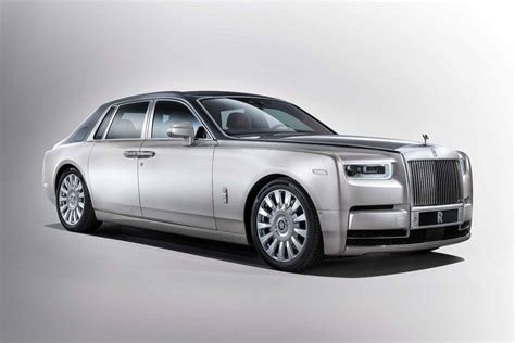 New 2018 Rolls Royce Phantom Raises The Bar For Opulence Autoguide