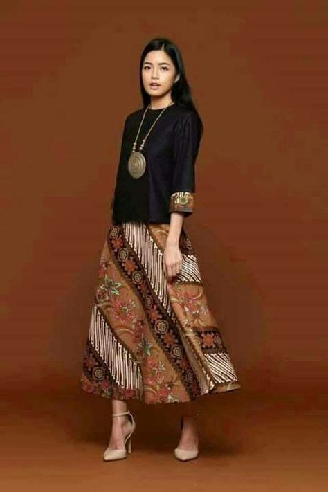 Inspirasi Top Model Dress Batik Terbaru 2022