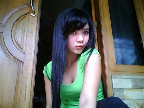 Untuk lihat foto bugilnya klik gambarnya. Photo Cewek Sexy: gadis indonesia : beautiful young girl ...