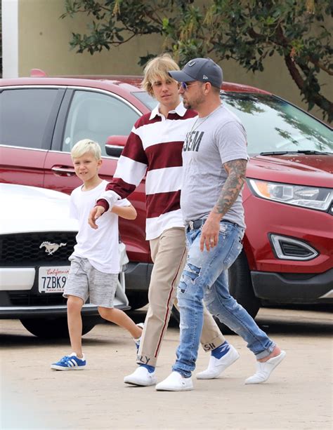 Hollywood Justin Biebers Dad Everything To Know About Jeremy Bieber