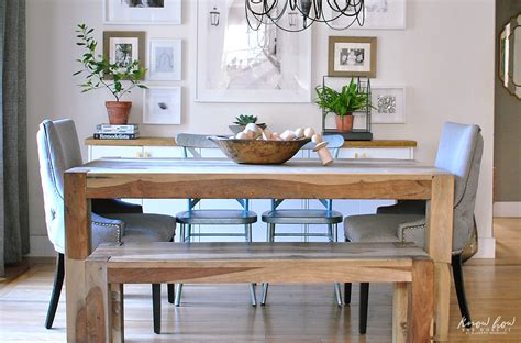 A rectangle is the safest option for a small dining room table. Simple dining room decor for a transitional season