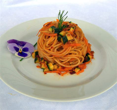 Pasta Armando Spaghetti Con Nduja Di Spilinga Carote E Zucchine