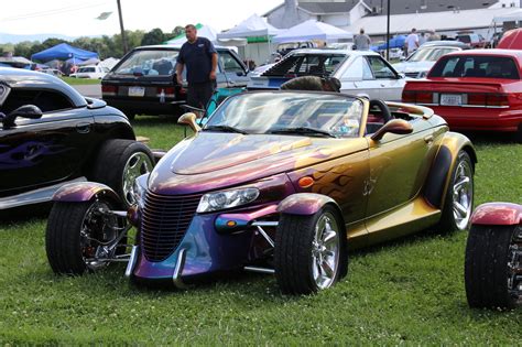 Record Turnout For Carlisle Chrysler Nationals Car Show