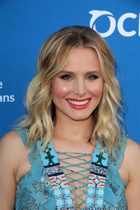 Kristen Bell Style Clothes Outfits And Fashion Page 29 Of 35