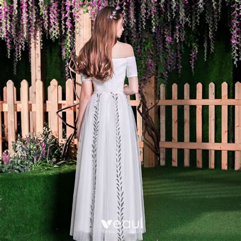 Sep 17, 2021 · hätte mir früher jemand erzählt, ich würde einmal in las vegas meinen traummann heiraten, ich hätte ihn für verrückt erklärt. Schlicht Ivory / Creme Strand Brautkleider ...