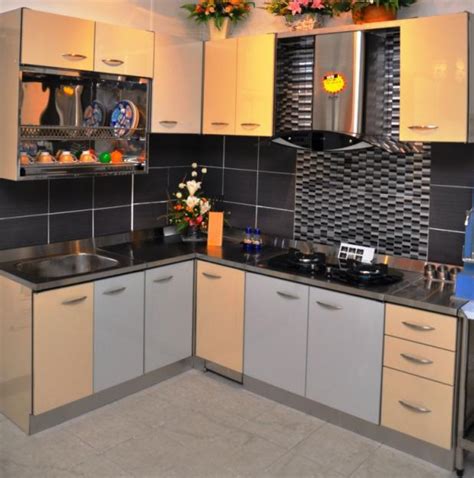 Kabinet jenis thermofoil menawarkan pelbagai jenis reka bentuk. Housing and Development: kabinet dapur latest 2013 ( moden )