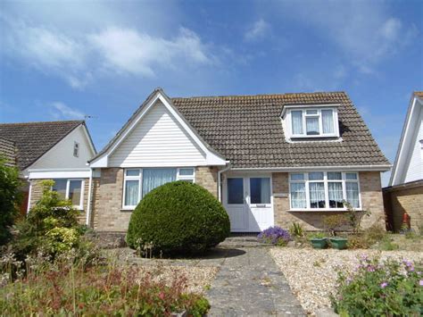 3 Bedroom Detached Bungalow For Sale In Colyford Road Seaton EX12