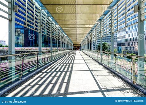 Modern Commercial Building Corridor Glass And Steel Frame Structure