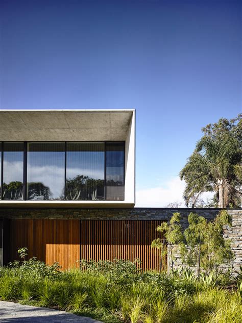 House of concrete is pretty bad to live in. Concrete House by Matt Gibson Architecture in Melbourne ...