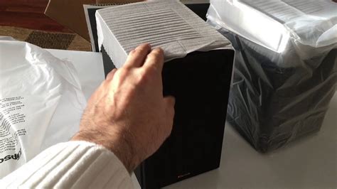 Paul w.klipsch was the founder of klipsch's who was an inventor, engineer, madman and a certified genius. Klipsch R-14M Unboxing - YouTube