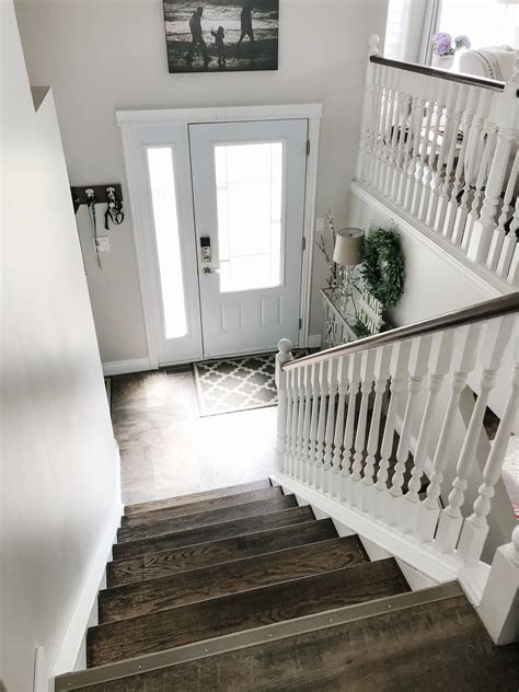 How To Paint A Split Level Entryway Carletta Broadway