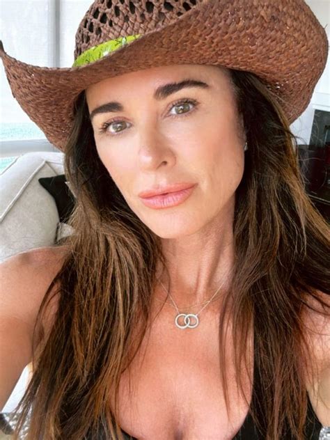 Real Housewives Of Beverly Hills Star Kyle Richards Seemingly Responds To Alcoholism Accusations