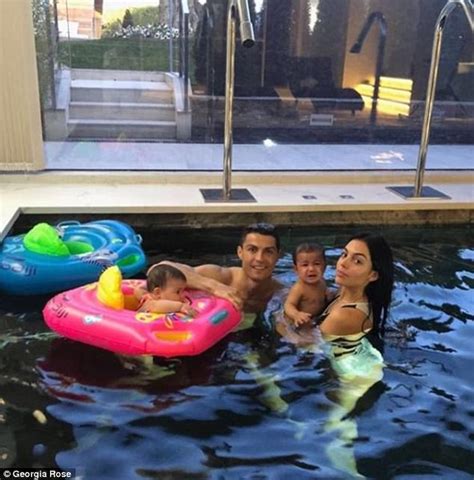Cristiano Ronaldo Takes A Dip With His Wife And Twins Daily Mail Online