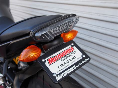 The tail tidy mounts your numberplate up close to the undertail removing the unsightly stock item. Yamaha FZ-09 (2014-2016) Fender Eliminator - Vagabond ...