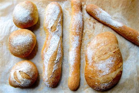 7 Easy Yeast Bread Recipes For Beginners And All The Baking Tips You Need