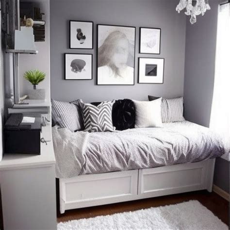 Small Bedroom Decorating Ideas To Maximize Space Easy Home Blog