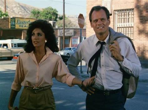 Hunter is an american crime drama television series created by frank lupo, which ran on nbc from september 18, 1984 to april 26, 1991. Stepfanie Kramer - 'Hunter' | Stepfanie kramer, Spartan ...
