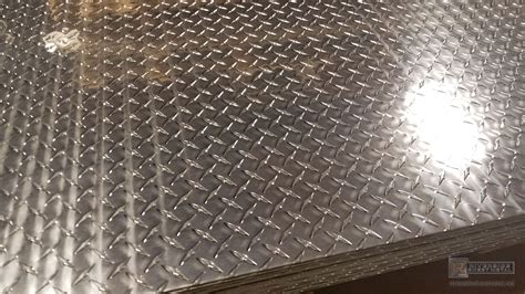 Diamond Plate Aluminum Sheets 18 316 And 14 Tread Plate
