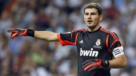 Fußball Spanien Ancelotti Torhüter Casillas Bleibt Bei Real Welt