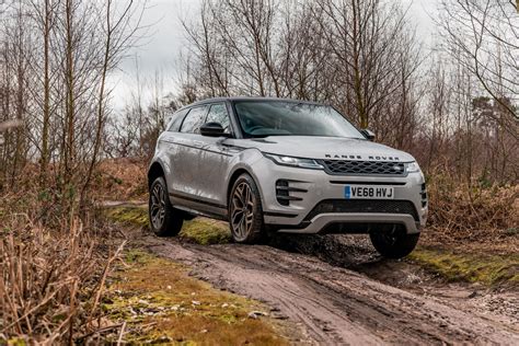 Range Rover Evoque (2020, L551, second generation, UK) offroad photos