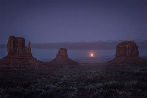 Monuments Moonrise 1 Monument Valley Az Fred Mertz Photography