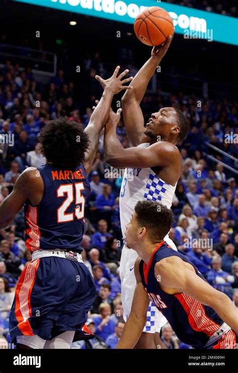 Kentuckys Edrice Bam Adebayo Top Right Shoots While Defended By