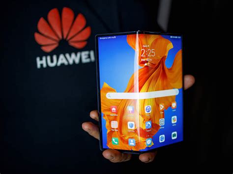 Huawei surprised the tech world when it announced a foldable smartphone at the same time as rumors of samsung s foldable phone started doing the rounds. Huawei Mate Xs specification - Techme