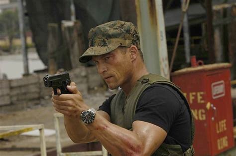 In britannien erhält der bereits. Have a go Heroes!: Til Schweiger