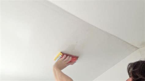 Ursache von schimmel im haus ist feuchtigkeit. Schimmel an der Decke beseitigen - Anleitung & Tipps vom ...