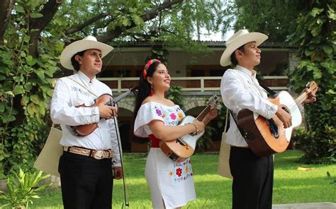 Video Trío Andante Huasteco Invita A La Sociedad A Quedarse En Casa