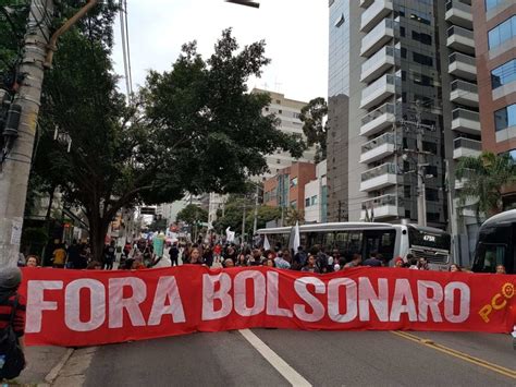 President jair bolsonaro encouraged people to break in hospitals, look for the covid treatment areas and film it as a way to somehow prove that this pandemic ain't as bad as the big evil media says it is. "Fora Bolsonaro"... mas só da Argentina - Diário Causa ...