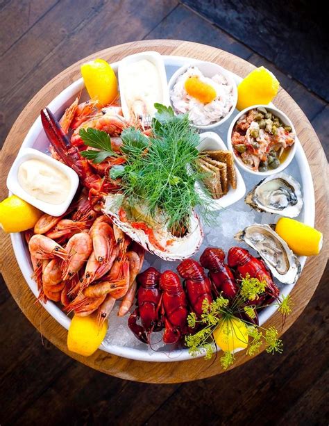 Best 25+ Seafood platter ideas on Pinterest | Seafood party, Grilled ...
