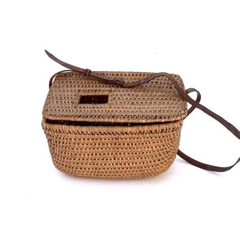 I love wicker, be it white wicker or brown wicker. Vintage French Fly Fishing Basket hand weave Wicker ...