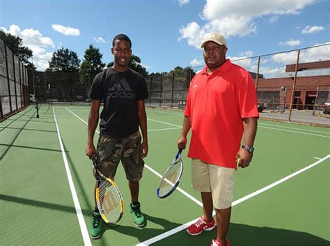 The best way to fall in love with tennis is to get on the courts and enjoy it first hand. With new courts, Bed-Stuy tennis team rallies - NY Daily News