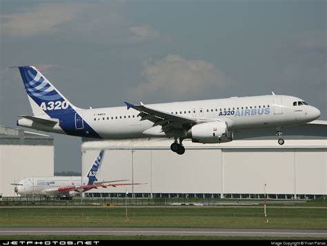 F Wwba Airbus A320 131 Airbus Industrie Yvan Panas Jetphotos