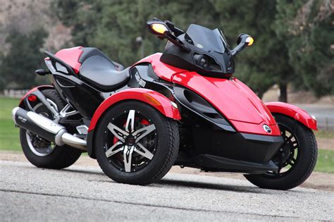 Gagnez Une Moto Can Am Spyder De 22 300