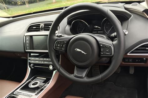 2016 Jaguar Xe Diesel Uk Spec Review