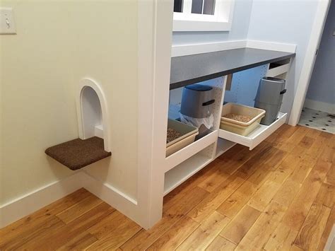 Spoiled Kitty Comfort Station Hidden In Mudroom Space Litter Box