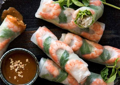 The vietnamese peanut dipping sauce that accompanies this is sensational and completely. Vietnamese Rice Paper Rolls | RecipeTin Eats