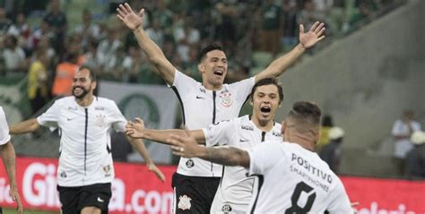 Fluminense (bra) por la fase de grupos de la conmebol libertadores 2021, a disputarse este jueves, 06 de mayo de 2021, a las 19:00 horas horario local (00:00 gmt). Corinthians vs Fluminense en vivo online por la Copa ...
